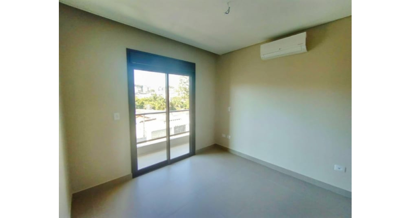 Sobrado à venda Rua Dona Herminda Borba Attuy, 569, Parque São Domingos - Imóveis à Venda