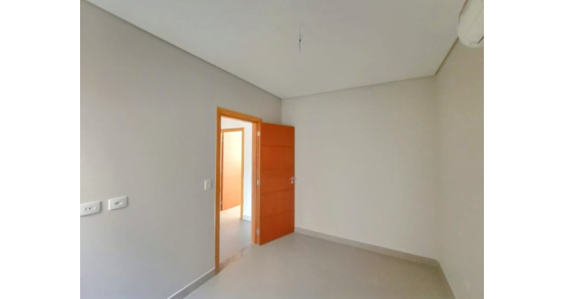 Sobrado à venda Rua Dona Herminda Borba Attuy, 569, Parque São Domingos - Imóveis à Venda