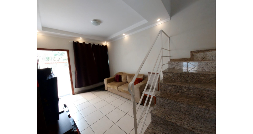 Sobrado à venda no Parque Maria Domitila na Rua José Teodoro Vieira