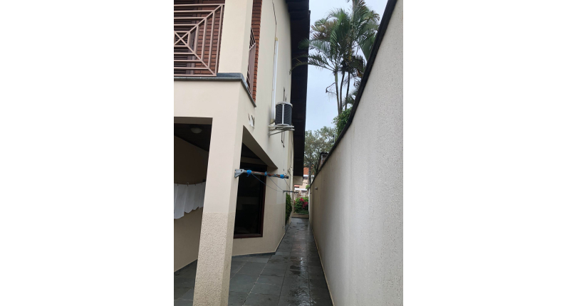 Sobrado à venda no City América na Rua José Geraldo João Luiz, 