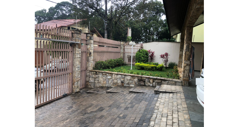 Sobrado à venda no City América na Rua José Geraldo João Luiz, 
