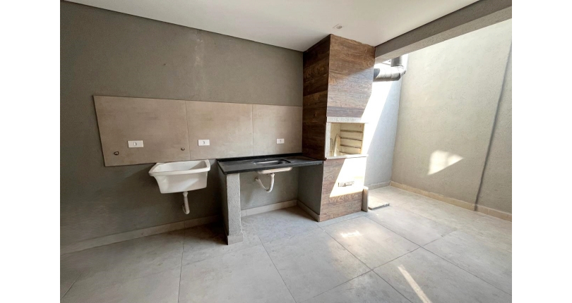 Sobrado à venda Rua Tapendi, 219, Vila Catupia - Imóveis à Venda