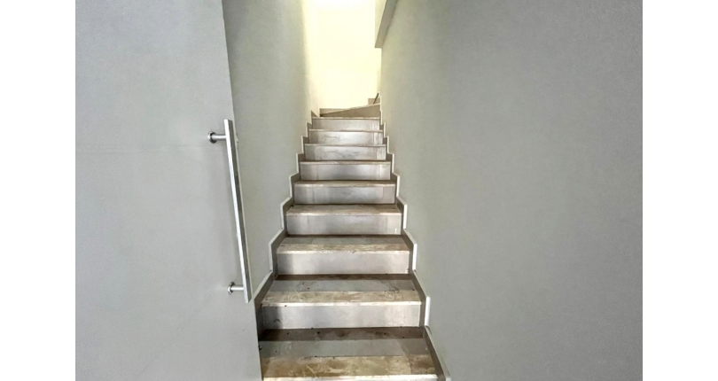 Sobrado à venda Rua Tapendi, 219, Vila Catupia - Imóveis à Venda