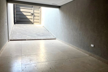 Sobrado novo à venda na Vila Catupia na Rua Tapendi 215,