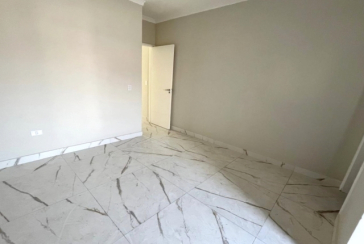 Sobrado novo à venda na Vila Catupia na Rua Tapendi 215,