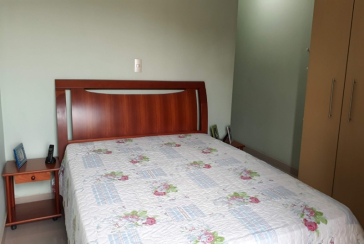 Lindo Sobrado à venda no Jardim Maristela na Rua Coronel Augusto Machado,