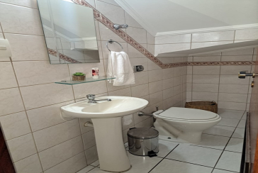 Lindo Sobrado à venda no Jardim Maristela na Rua Coronel Augusto Machado,