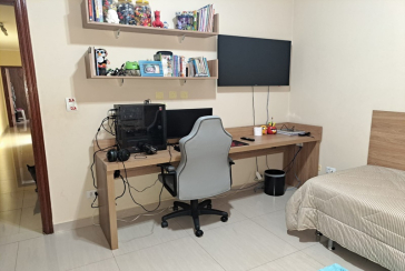 Lindo Sobrado à venda no Jardim Maristela na Rua Coronel Augusto Machado,