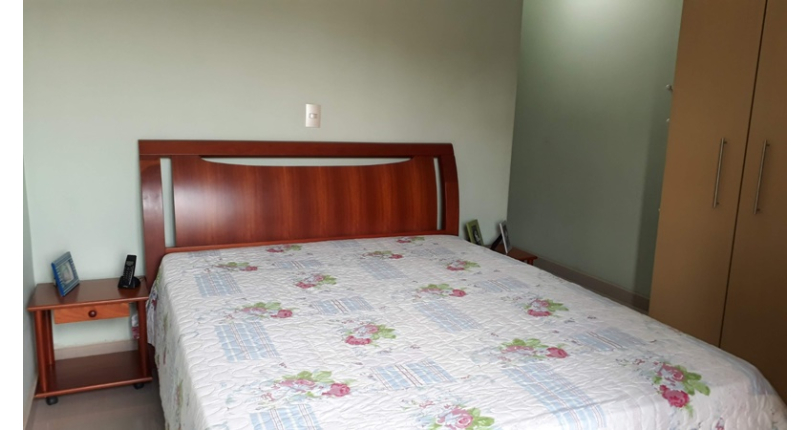 Lindo Sobrado à venda no Jardim Maristela na Rua Coronel Augusto Machado,