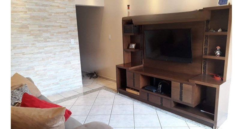 Lindo Sobrado à venda no Jardim Maristela na Rua Coronel Augusto Machado,