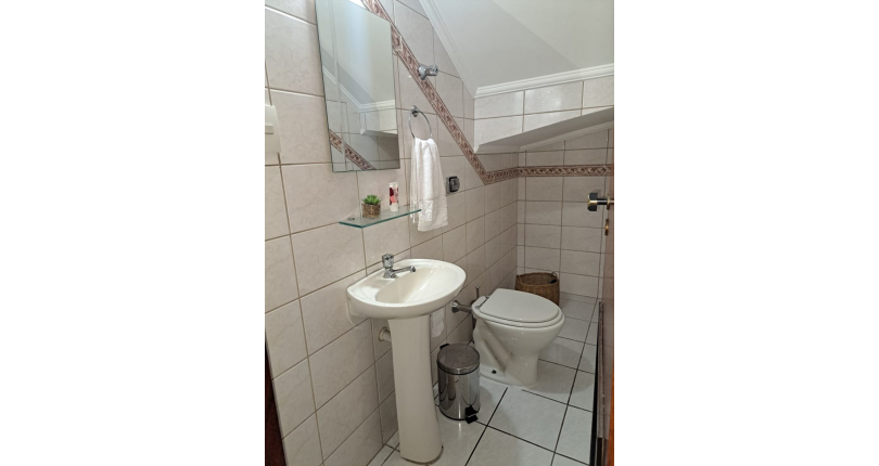 Lindo Sobrado à venda no Jardim Maristela na Rua Coronel Augusto Machado,