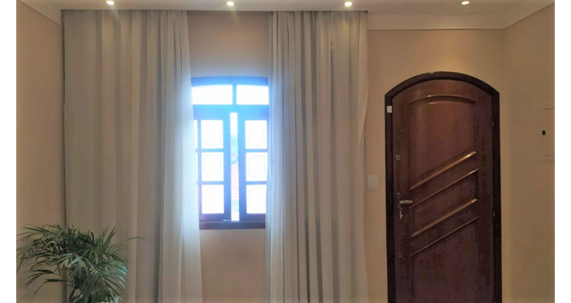 Lindo Sobrado à venda no Jardim Maristela na Rua Coronel Augusto Machado,