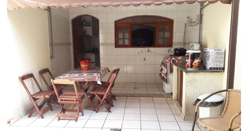 Lindo Sobrado à venda no Jardim Maristela na Rua Coronel Augusto Machado,