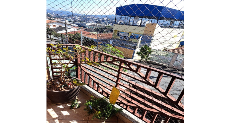 Lindo Sobrado à venda no Jardim Maristela na Rua Coronel Augusto Machado,