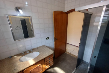  Sobrado à venda no Parque São Domingos na Rua Almiro Bernardo