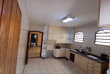  Sobrado à venda no Parque São Domingos na Rua Almiro Bernardo