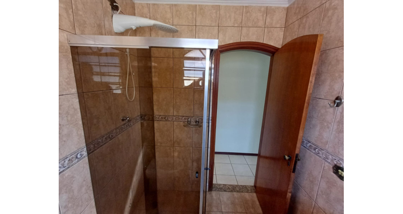  Sobrado à venda no Parque São Domingos na Rua Almiro Bernardo