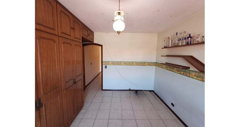  Sobrado à venda no Parque São Domingos na Rua Almiro Bernardo