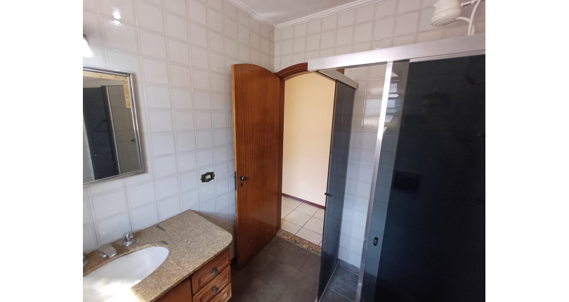  Sobrado à venda no Parque São Domingos na Rua Almiro Bernardo