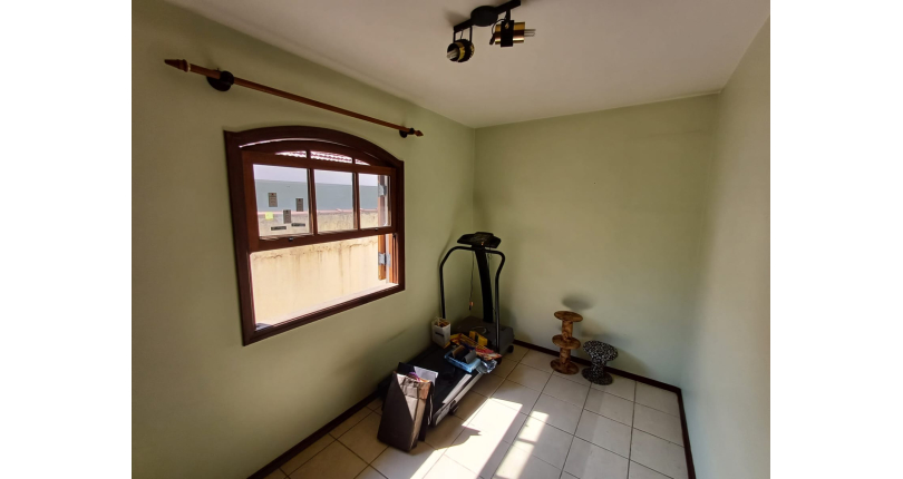  Sobrado à venda no Parque São Domingos na Rua Almiro Bernardo