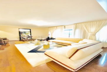 Sobrado à venda no City América na Avenida do Anastácio, com 3 dormitórios,