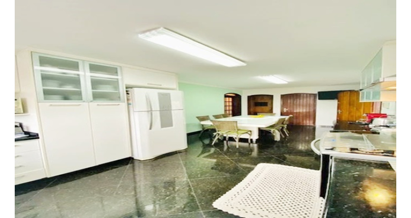 Sobrado à venda no City América na Avenida do Anastácio, com 3 dormitórios,