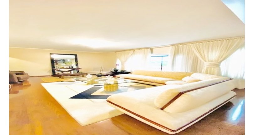 Sobrado à venda no City América na Avenida do Anastácio, com 3 dormitórios,