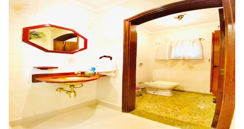 Sobrado à venda no City América na Avenida do Anastácio, com 3 dormitórios,