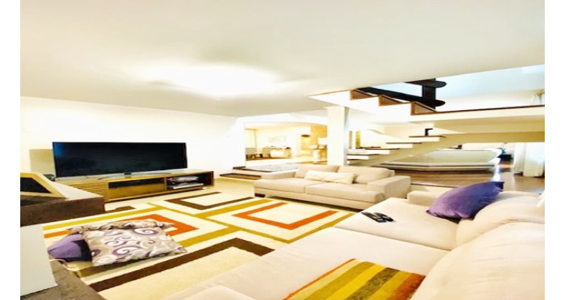 Sobrado à venda no City América na Avenida do Anastácio, com 3 dormitórios,