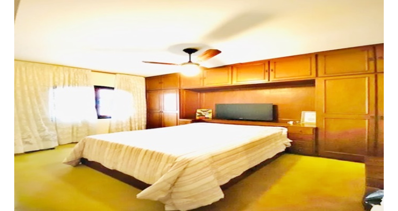 Sobrado à venda no City América na Avenida do Anastácio, com 3 dormitórios,