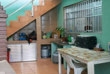 Casa assobradada à venda na Vila Jaguara na Travessa Emilio Rossi,