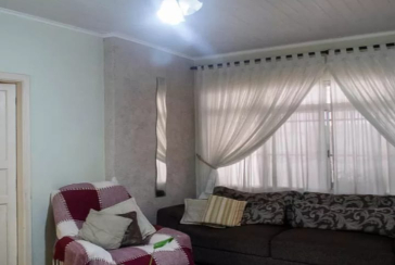 Casa assobradada à venda na Vila Jaguara na Travessa Emilio Rossi,