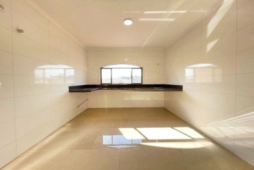 Belo Sobrado à venda no Parque São Domingos na Rua Waltrudes Correa,