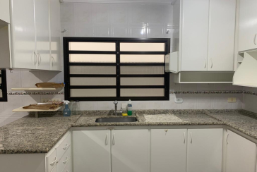 Bom Sobrado à venda no Jardim Líbano na Rua Benedito Gama Ricardo