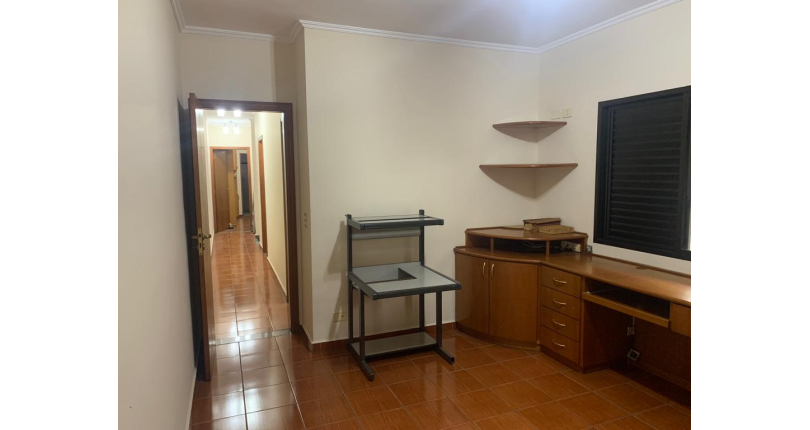 Bom Sobrado à venda no Jardim Líbano na Rua Benedito Gama Ricardo