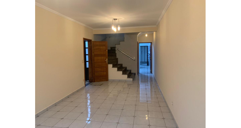 Bom Sobrado à venda no Jardim Líbano na Rua Benedito Gama Ricardo