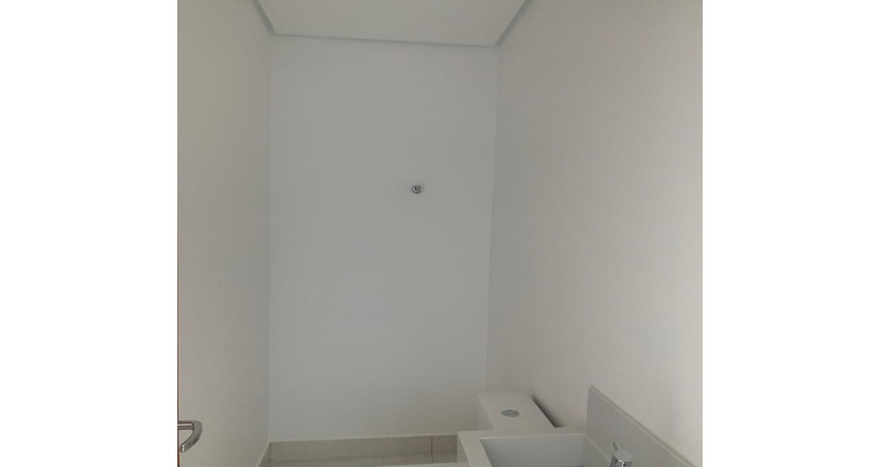 Belo Sobrado novo à venda na Vila Mangalot na Rua Evandro Danton Ferreira Gandra 63