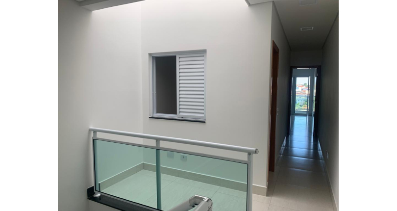 Belo Sobrado novo à venda na Vila Mangalot na Rua Evandro Danton Ferreira Gandra 63