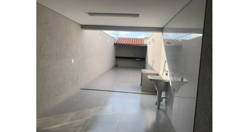 Belo Sobrado novo à venda na Vila Mangalot na Rua Evandro Danton Ferreira Gandra 65