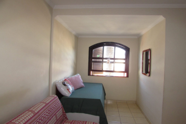 Sobrado à venda no Parque São Domingos na Rua Pedro Sernagiotti, com 3 dormitórios