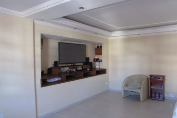 Sobrado à venda no Parque São Domingos na Rua Pedro Sernagiotti, com 3 dormitórios