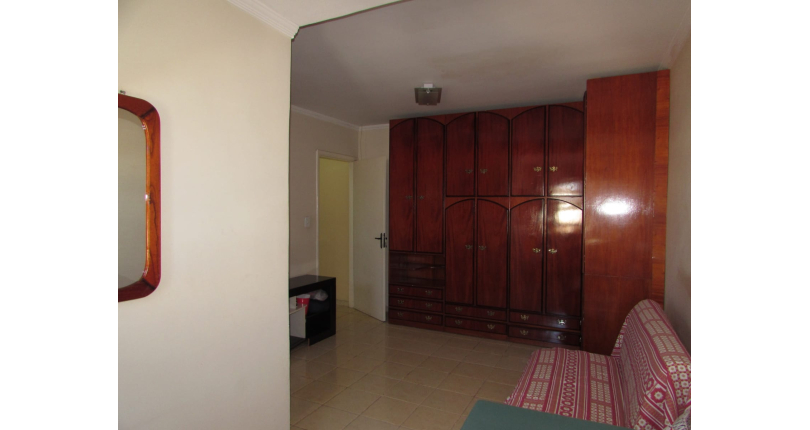 Sobrado à venda no Parque São Domingos na Rua Pedro Sernagiotti, com 3 dormitórios