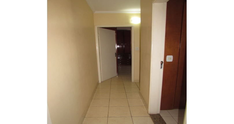 Sobrado à venda no Parque São Domingos na Rua Pedro Sernagiotti, com 3 dormitórios