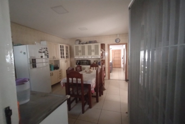 Casas para renda à venda no Jardim Santo Elias na Rua Otávio Gonçalves Martins