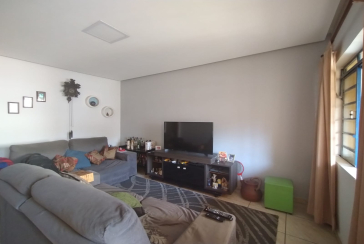 Casas para renda à venda no Jardim Santo Elias na Rua Otávio Gonçalves Martins