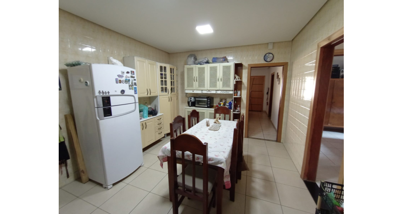 Casas para renda à venda no Jardim Santo Elias na Rua Otávio Gonçalves Martins