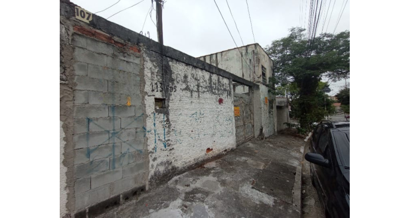 Terreno à venda no Parque São Domingos na Rua José Cândido Freire,