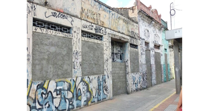 Terreno à venda na Água Branca na Rua Guaicurus,