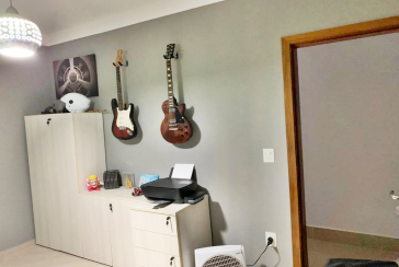 LINDO Sobrado à venda na Vila Bonilha na Rua Luís Afonso, com 3 dormitórios