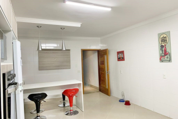 LINDO Sobrado à venda na Vila Bonilha na Rua Luís Afonso, com 3 dormitórios